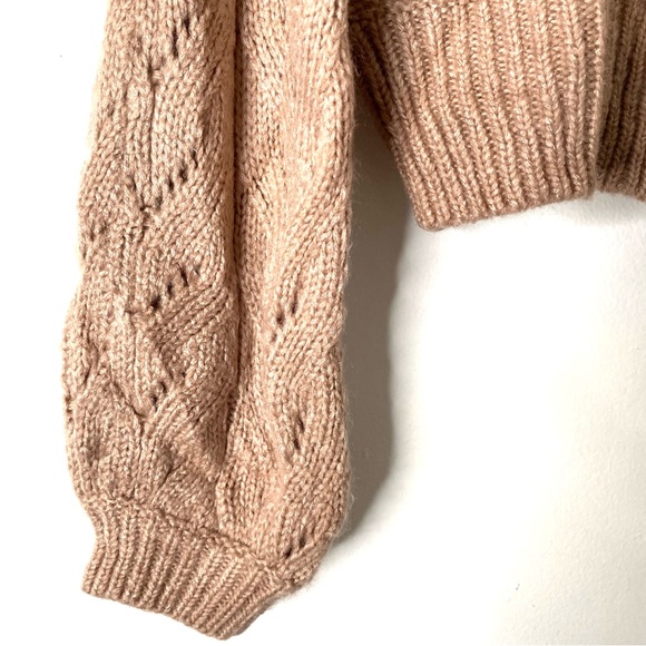 Abercrombie & Fitch Taupe Rose Eyelet Knit Baggy Sleeve Sweater NWT - Picture 6 of 11